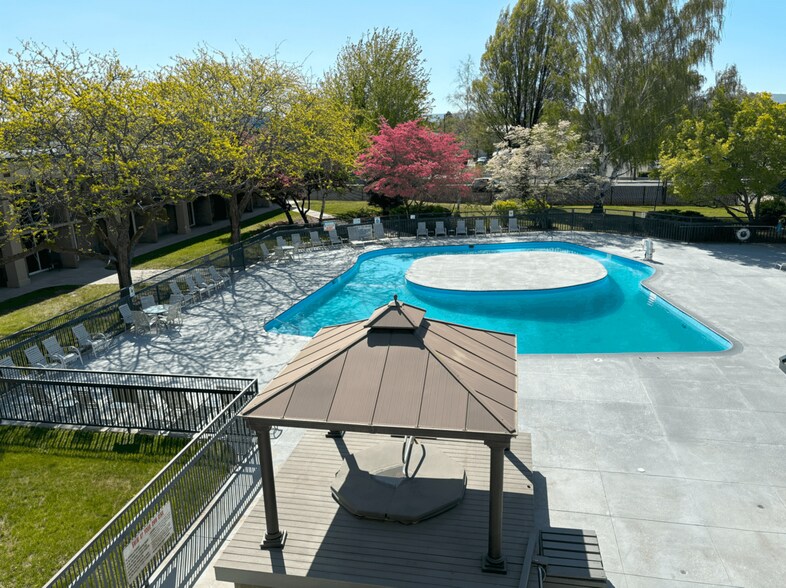 More Photos Of 9 N 9th St, Yakima Apartments For Lease