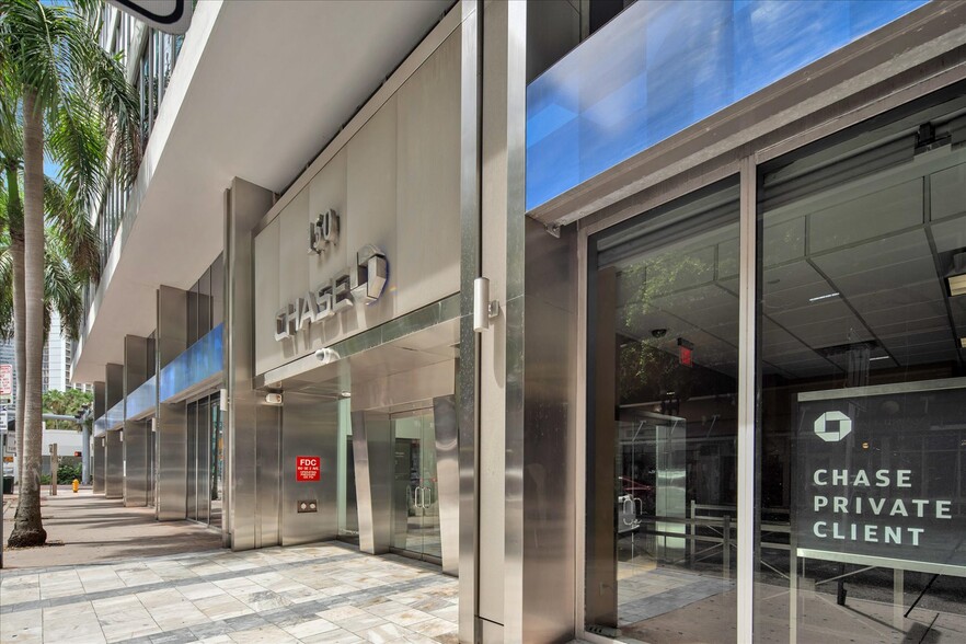 More Photos Of 150 SE 2nd Ave, Miami Office For Sale