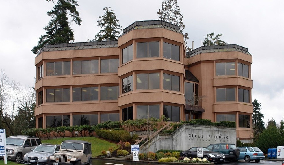 More Photos Of 9725 SE 36th St, Mercer Island Office For Lease