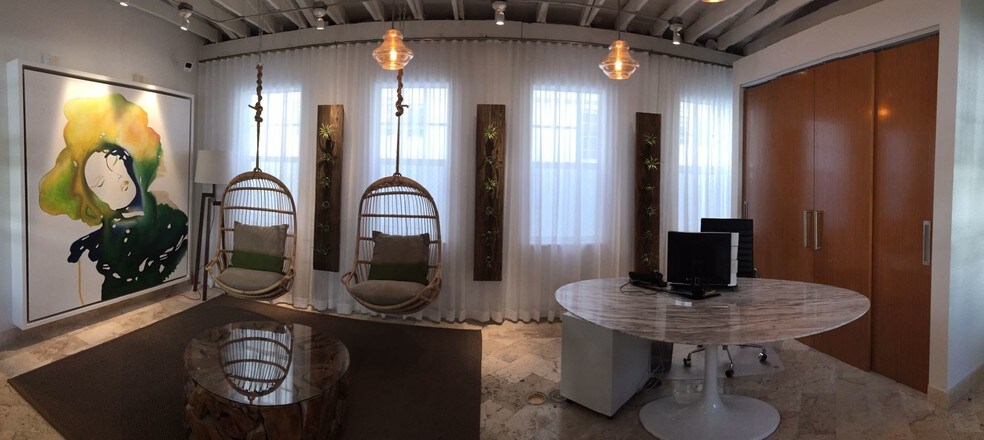 More Photos Of 530 11th St, Miami Beach Loft Creative Space For Sale