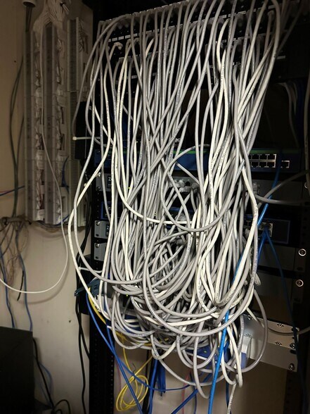 More Photos Of 2053 Gause Blvd E, Slidell Office For Lease