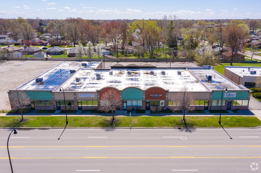 More Photos Of 28885 Plymouth Rd, Livonia Unknown For Lease