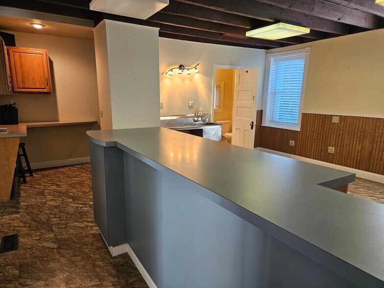 More Photos Of 3144 Hamilton Blvd, Allentown Storefront Retail Office For Sale