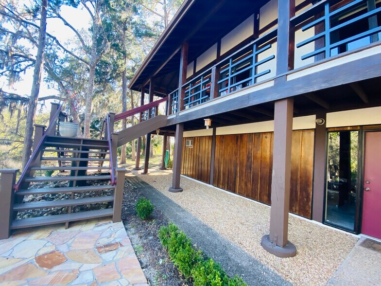 More Photos Of 1606 3rd Ave SE, Steinhatchee Lodge Meeting Hall For Sale