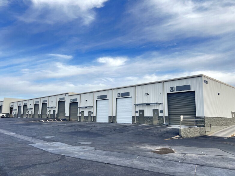 More Photos Of 6325 S Pecos Rd, Las Vegas Warehouse For Lease