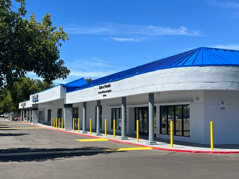 More Photos Of 600-700 E Greenbrae Dr, Sparks Unknown For Lease