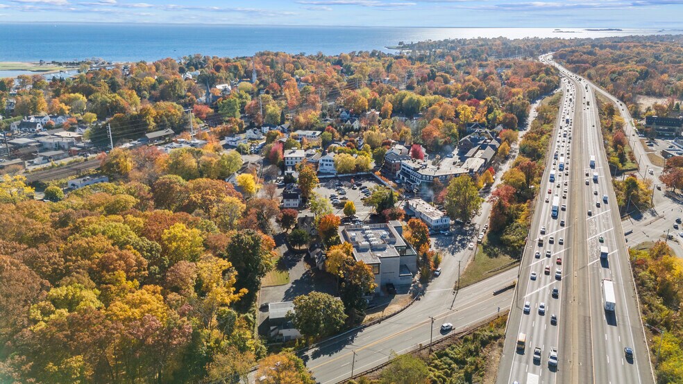 More Photos Of 204 Old Post Rd, Southport Warehouse For Lease