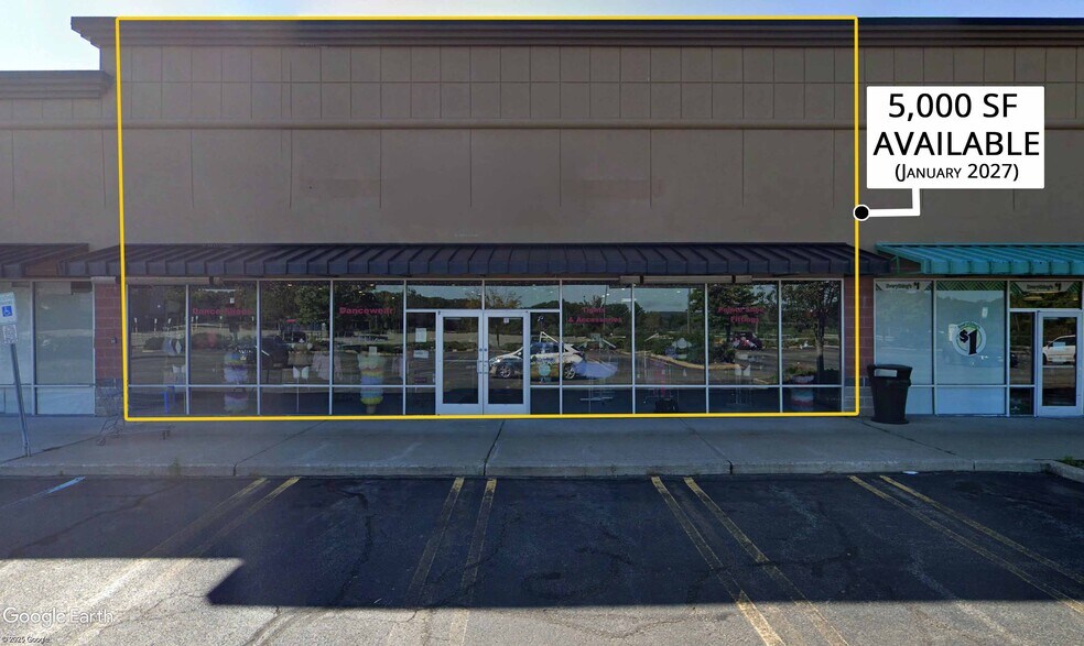 More Photos Of 61 International Dr S, Budd Lake Storefront For Lease