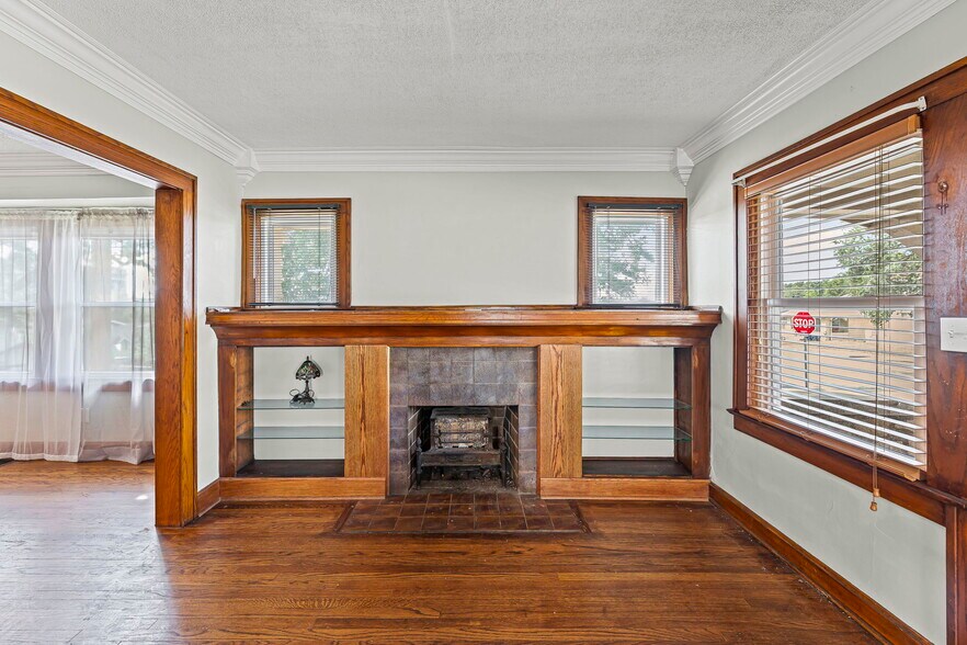 More Photos Of 347 Lawn Ave, Kansas City Apartments For Sale