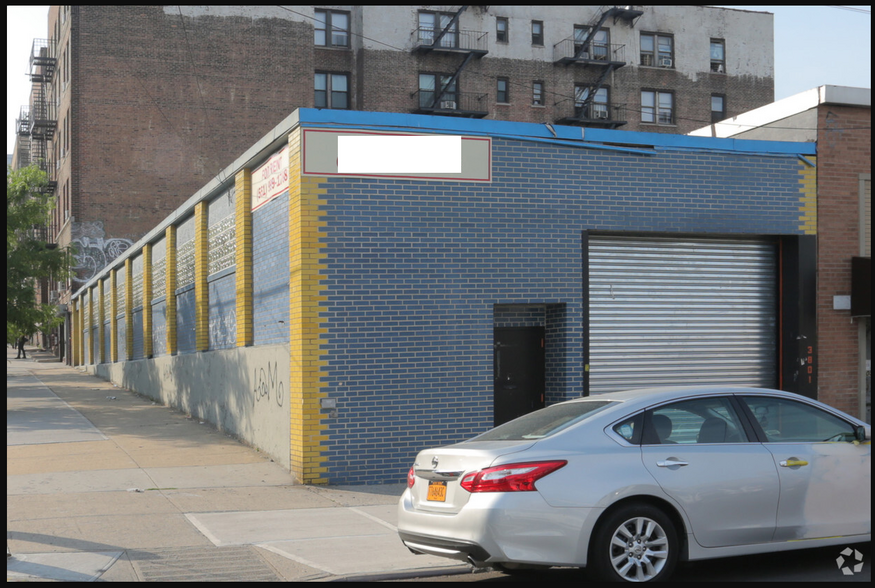 Primary Photo Of 38-01 24th St, Long Island City Warehouse For Sale