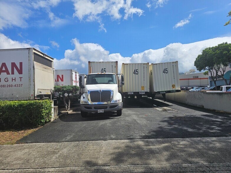 Primary Photo Of 2886 Paa St, Honolulu Land For Lease