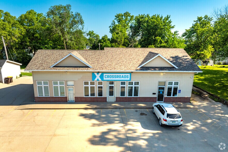 More Photos Of 405 E McLane St, Osceola Office For Sale