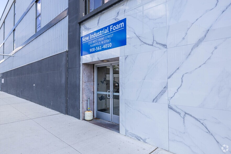 More Photos Of 1309-1645 W Front St, Plainfield Manufacturing For Lease