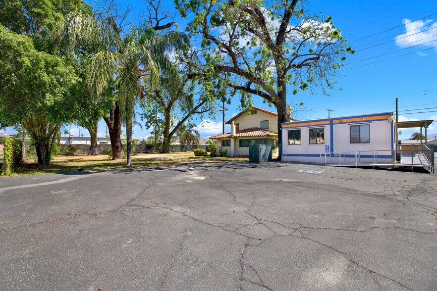 More Photos Of 225 & 263 Main St, Riverside Land For Sale