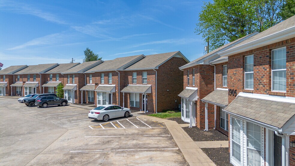 More Photos Of 291 Dunbar Cave Rd, Clarksville Multifamily For Sale