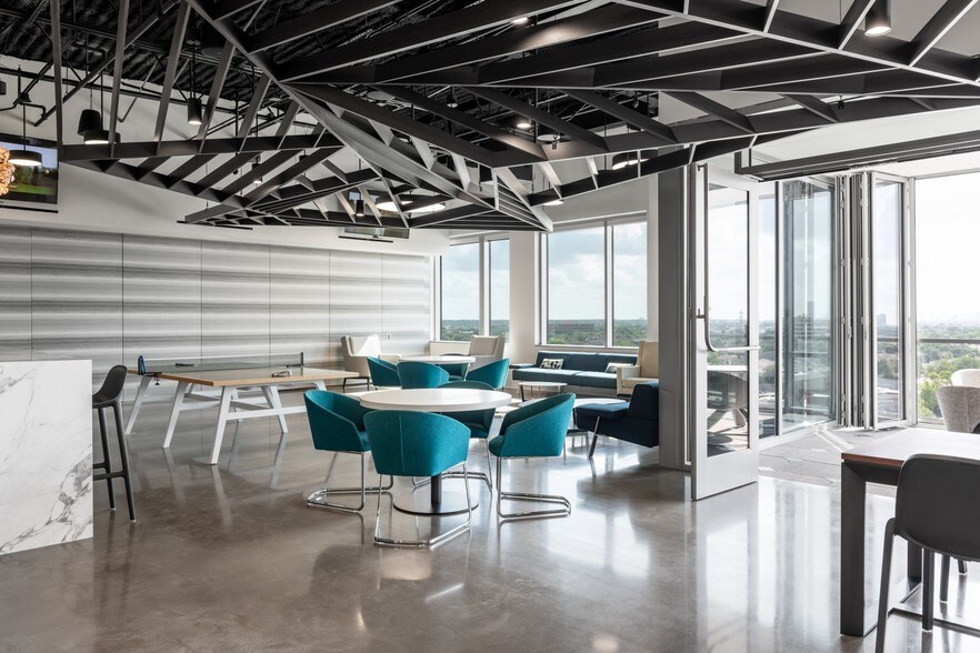 More Photos Of 3657 Briarpark Dr, Houston Office For Sale