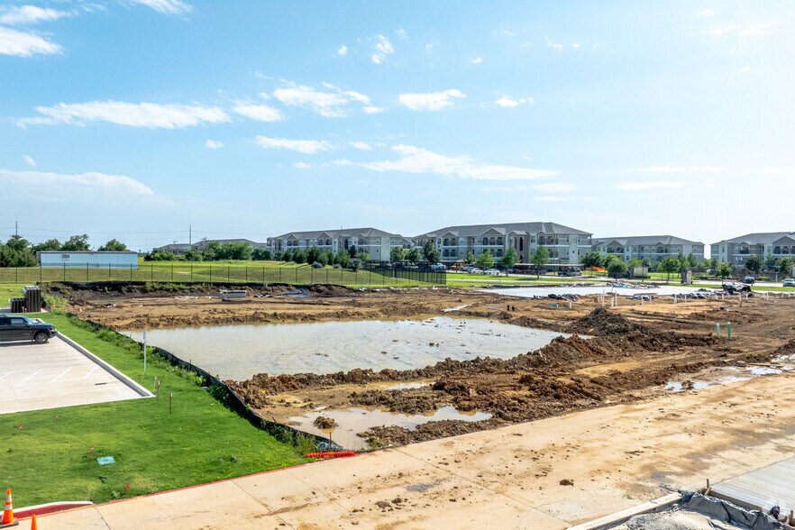 Primary Photo Of 27100 US Highway 380 E, Little Elm General Retail For Lease