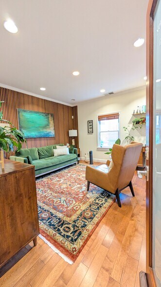 More Photos Of 802 College Ave, Kentfield Office For Sale
