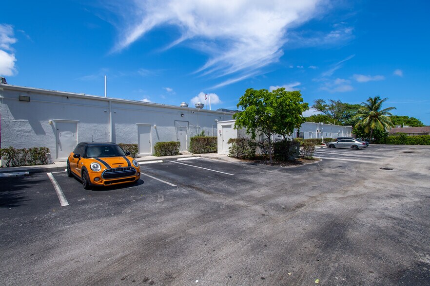 More Photos Of 900 E Atlantic Blvd, Pompano Beach Unknown For Lease