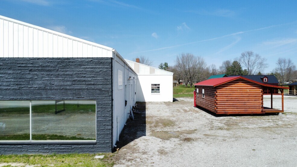 More Photos Of 677 S Cardinal Ln, Scottsburg Industrial For Sale