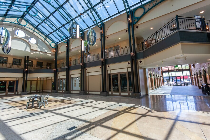 More Photos Of 123-147 N College Ave, Fort Collins Office For Sale