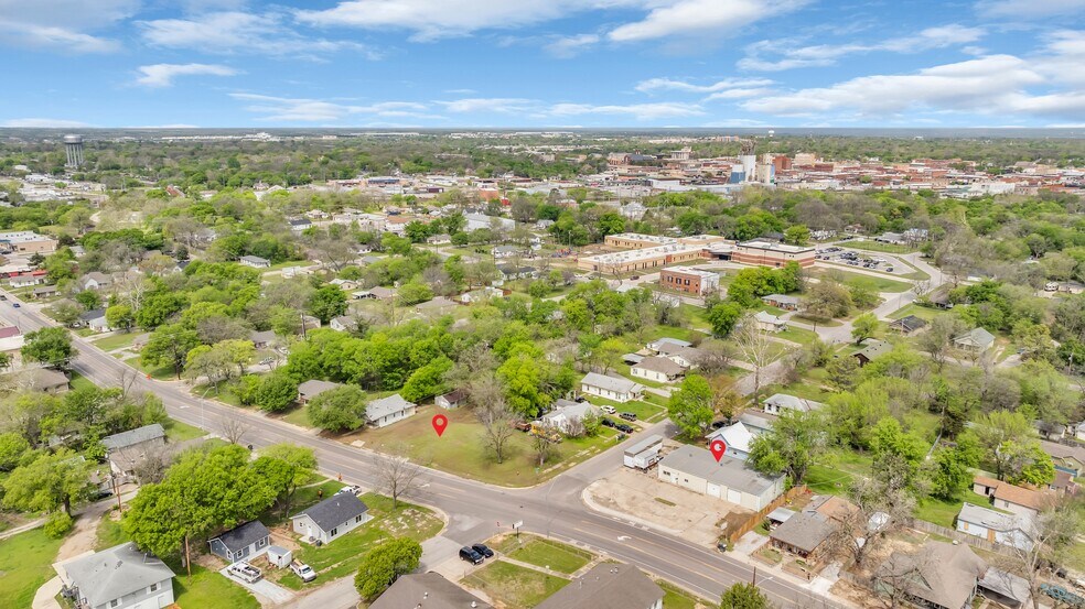 More Photos Of 603 Lake Murray Dr E, Ardmore Flex For Sale