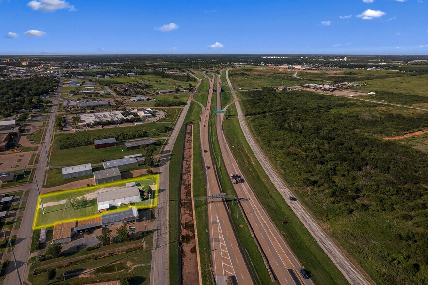 More Photos Of 4200 Henry S Grace Fwy, Wichita Falls Office For Lease