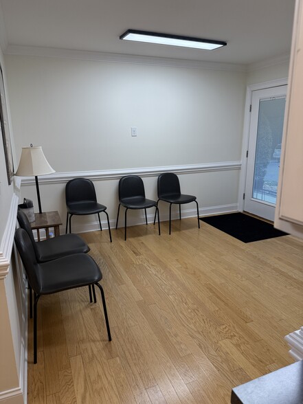 More Photos Of 4371 Charlotte Hwy, Clover Office For Sale
