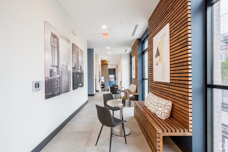 More Photos Of 2832 E Martin Luther King Jr Blvd, Austin Apartments For Lease