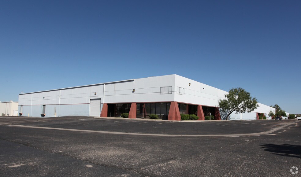 More Photos Of 12112-12124 Rojas Dr, El Paso Warehouse For Lease