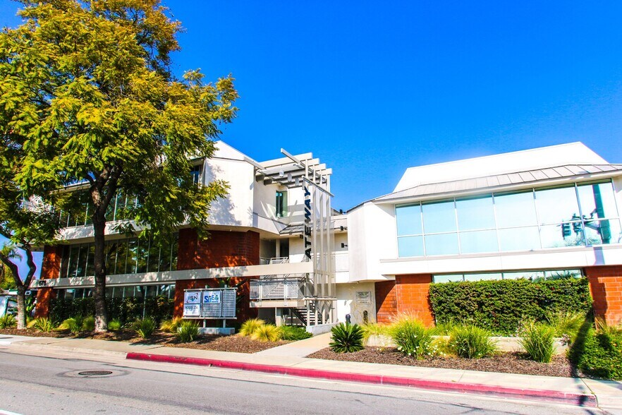 More Photos Of 678 S Indian Hill Blvd, Claremont Medical For Lease
