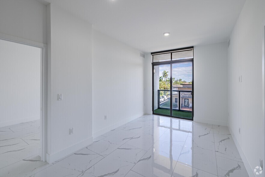 More Photos Of 1 Curtiss Pky, Miami Springs Apartments For Sale