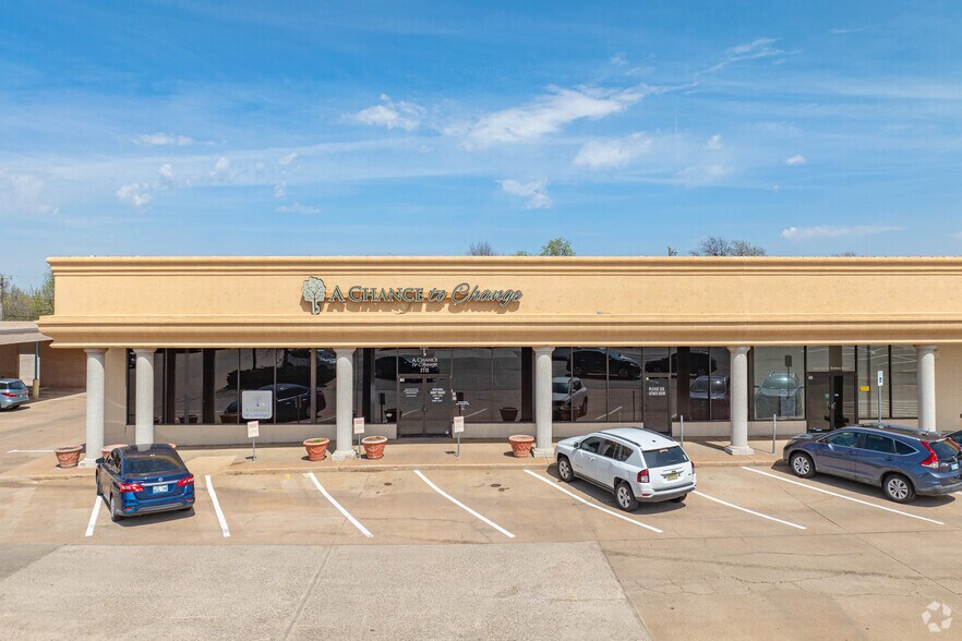 More Photos Of 2103 W Britton Rd, Oklahoma City Freestanding For Lease