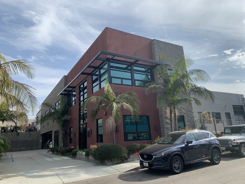 More Photos Of 126 Lomita St, El Segundo Office For Lease
