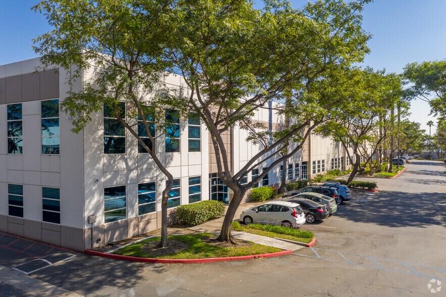 Primary Photo Of 2275 Michael Faraday Dr, San Diego Manufacturing For Lease