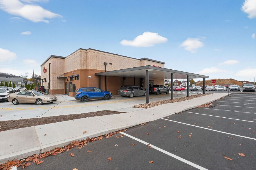 More Photos Of 186 Maynard St, Williamsport Fast Food For Sale