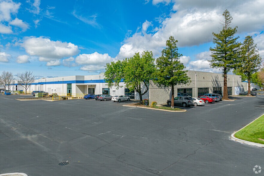 Primary Photo Of 1045 W National Dr, Sacramento Unknown For Lease