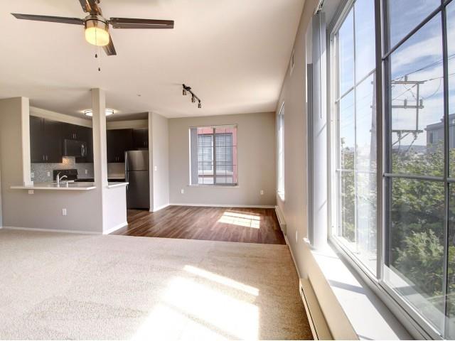 More Photos Of 240 3rd St, Oakland Apartments For Lease