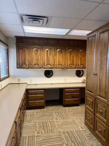 More Photos Of 1898 N Hunters Rdg, Fayetteville Medical For Lease