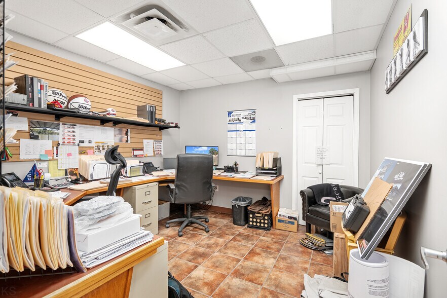 More Photos Of 22705 Highway 65, Sedalia Warehouse For Sale