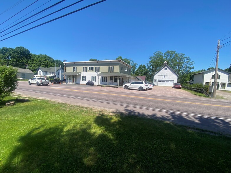 Primary Photo Of 965 Main St, Colchester Apartments For Sale