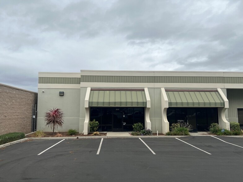 More Photos Of 1826 Stone Ave, San Jose Warehouse For Sale
