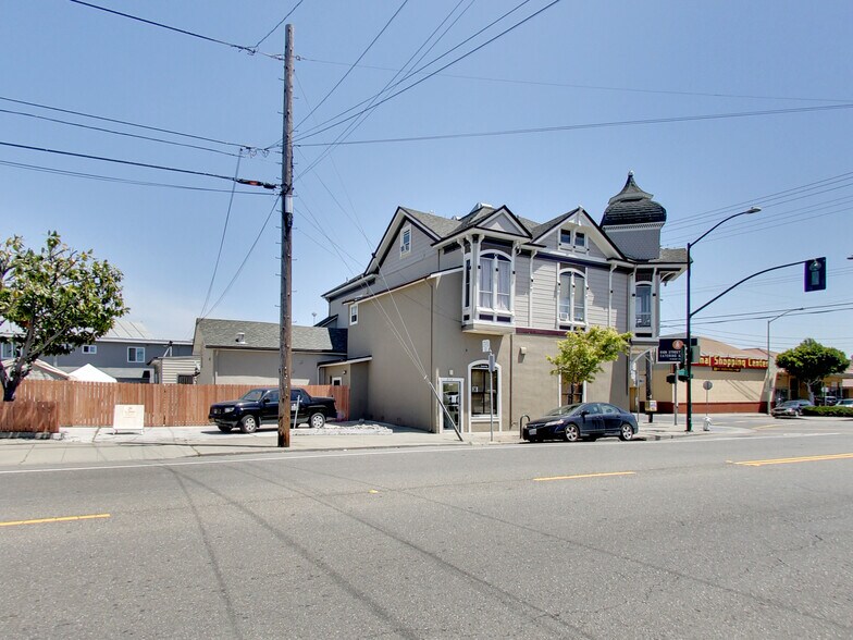More Photos Of 1301-1303 High St, Alameda Storefront Retail Residential For Sale