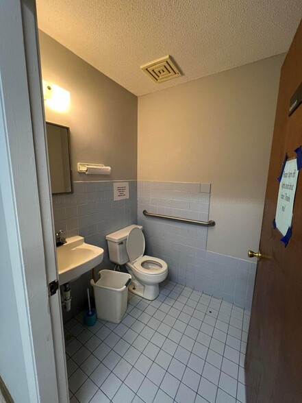 More Photos Of 9670 Smith Lake Dam Rd, Jasper Rehabilitation Center For Sale