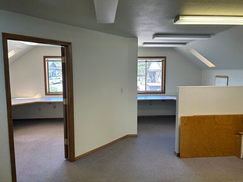 More Photos Of 110 W Dale Ave, Flagstaff Office For Sale