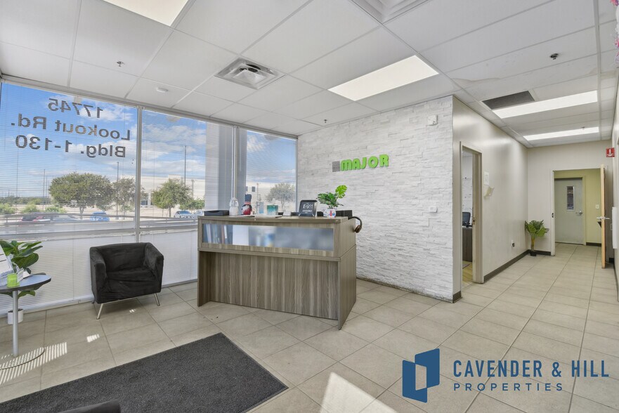 More Photos Of 17745 Lookout Rd, Schertz Unknown For Lease