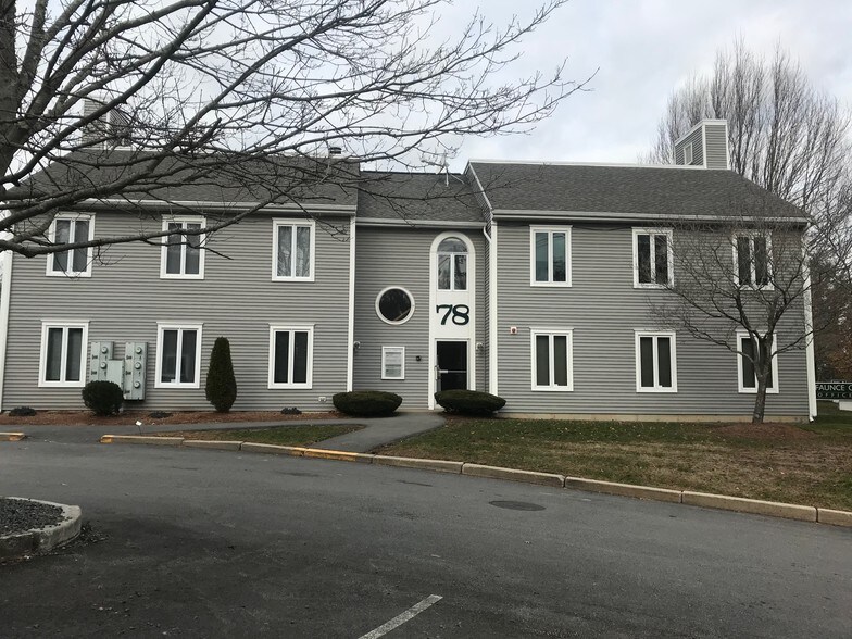 More Photos Of 78 Faunce Corner Mall Rd, North Dartmouth Medical For Sale