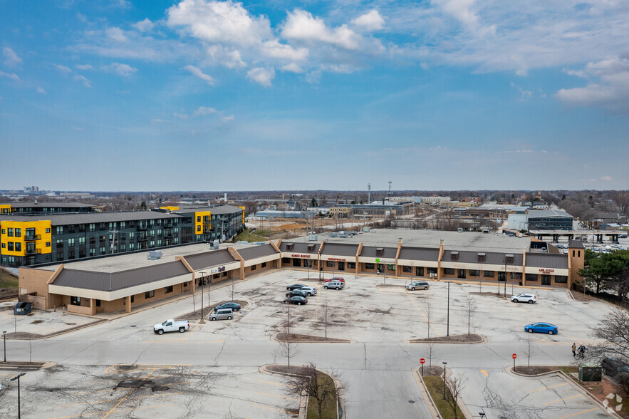 More Photos Of 6743 W Greenfield Ave, West Allis Unknown For Lease