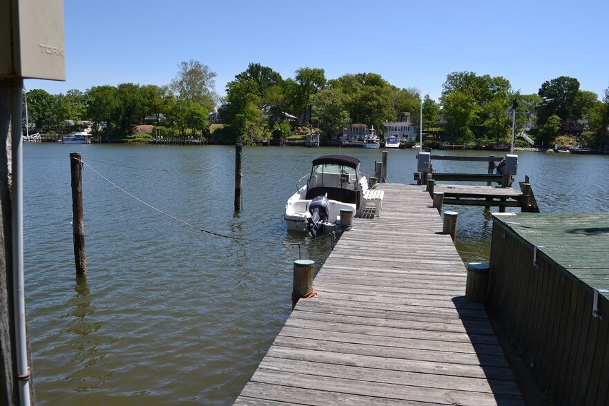 More Photos Of 460 Carvel Beach Rd, Baltimore Apartments For Sale