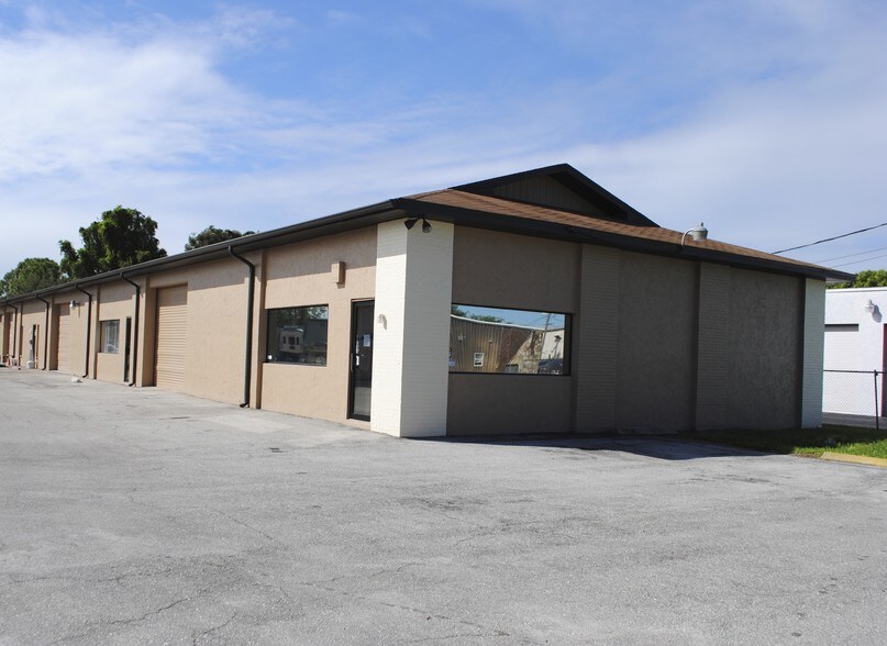 More Photos Of 2149 Andrea Ln, Fort Myers Warehouse For Lease